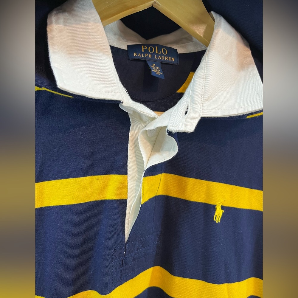 POLO Ralph Lauren Hooded Rugby Shirt; boys Med (10-12); 1/4 Button; White Collar - Picture 6 of 15